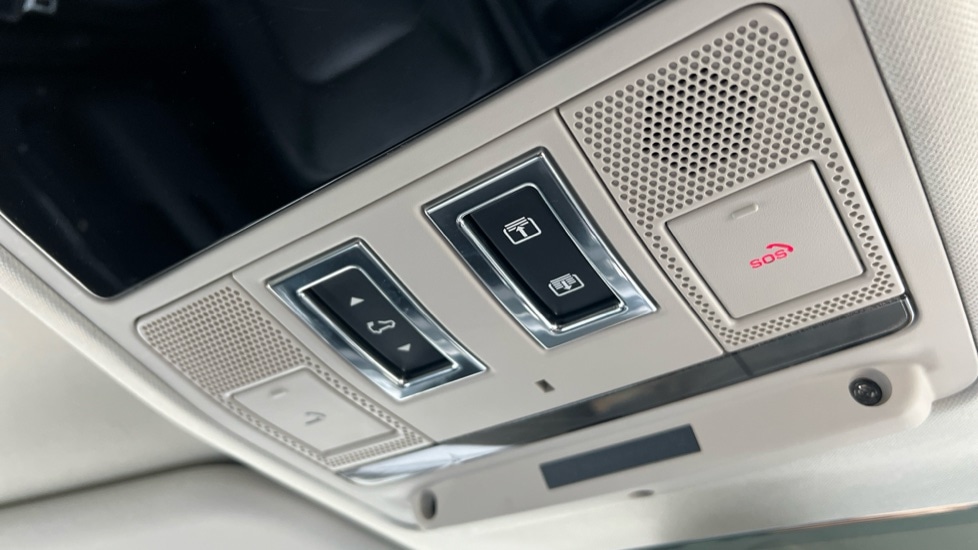 Used Land Rover Defender 2022 for sale - 76540137: Photo 73