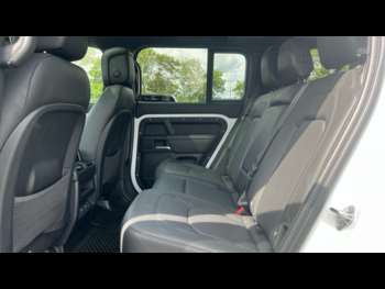 Used Land Rover Defender 2024 for sale - 74818971: Photo