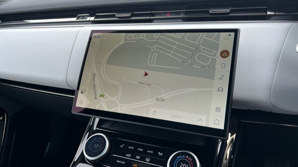 Used Land Rover Range Rover Sport 2023 for sale - 76140026: Photo 11