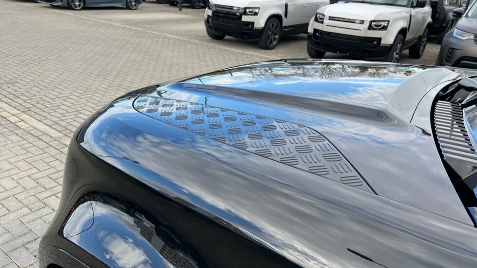 Used Land Rover Defender 2025 for sale - 76691580: Photo 22