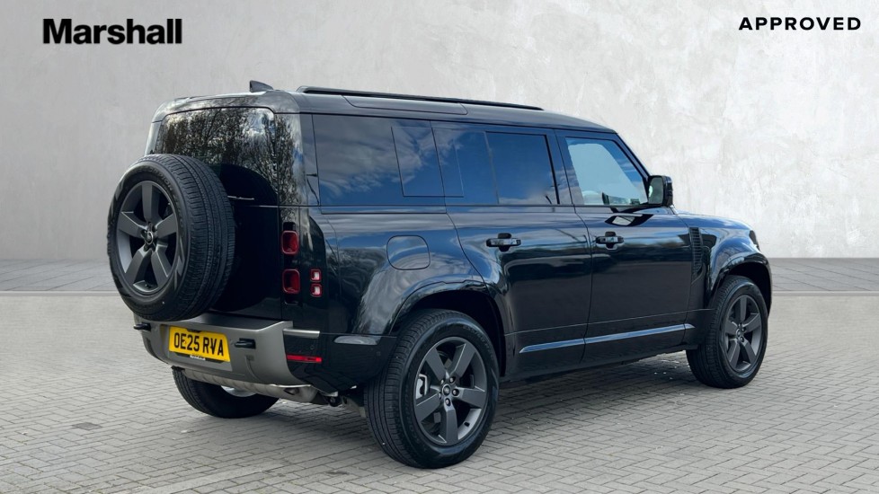 Used Land Rover Defender 2025 for sale - 76691580: Photo 25