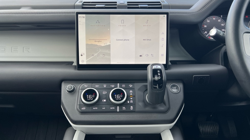 Used Land Rover Defender 2025 for sale - 76691580: Photo 29