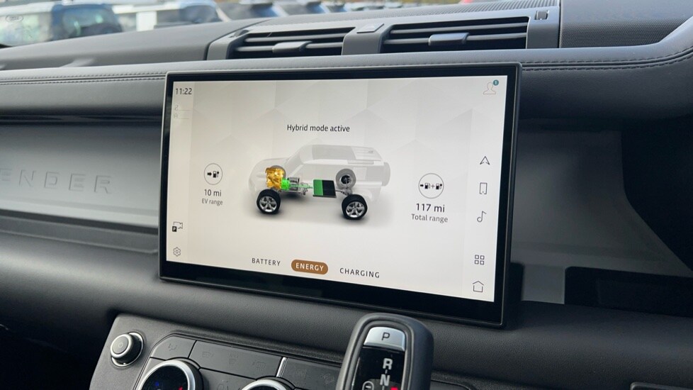 Used Land Rover Defender 2025 for sale - 76691580: Photo 65