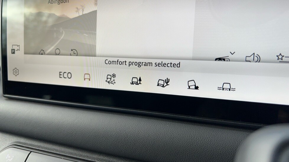 Used Land Rover Defender 2025 for sale - 76691580: Photo 69