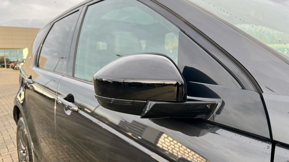 Used Land Rover Discovery Sport 2023 for sale - 77021844: Photo 23