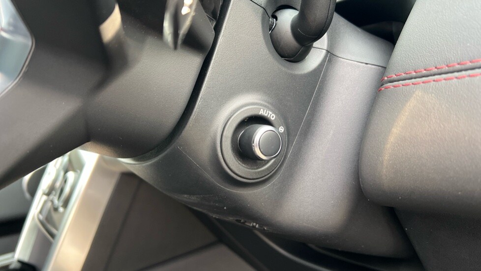 Used Land Rover Discovery Sport 2023 for sale - 77021844: Photo 45