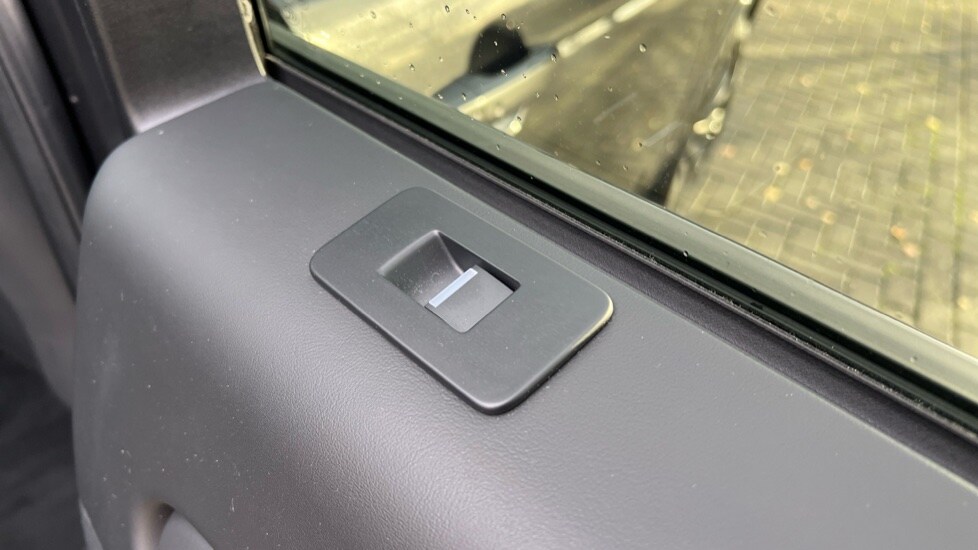 Used Land Rover Discovery Sport 2023 for sale - 77021844: Photo 47