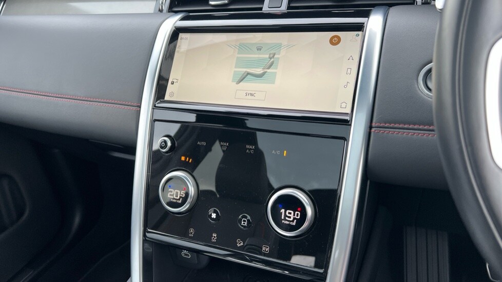 Used Land Rover Discovery Sport 2023 for sale - 77021844: Photo 63