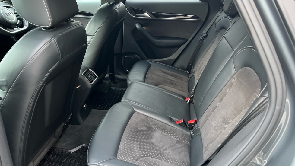 Used Audi Q3 2017 for sale - 77067868: Photo 14