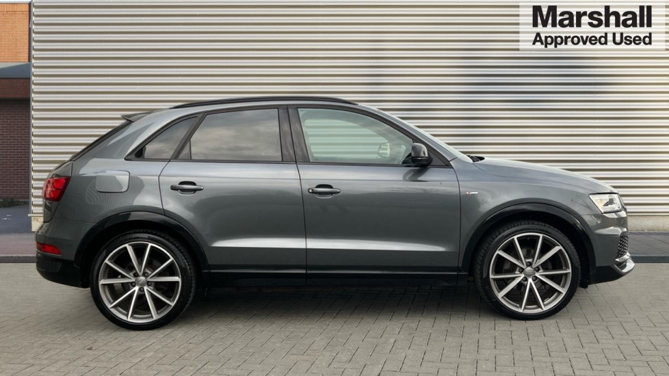 Used Audi Q3 2017 for sale - 77067868: Photo 2