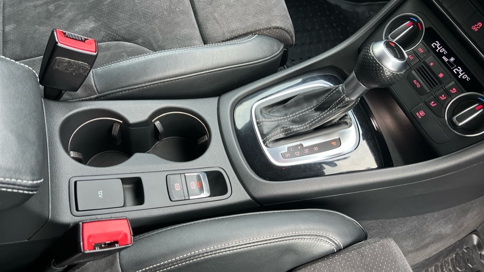 Used Audi Q3 2017 for sale - 77067868: Photo 27