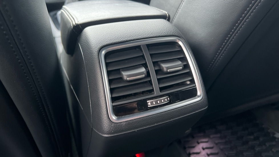 Used Audi Q3 2017 for sale - 77067868: Photo 31