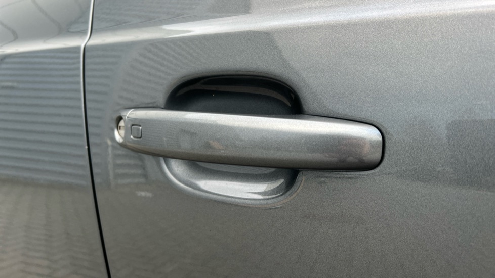 Used Audi Q3 2017 for sale - 77067868: Photo 38