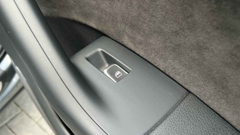 Used Audi Q3 2017 for sale - 77067868: Photo 49