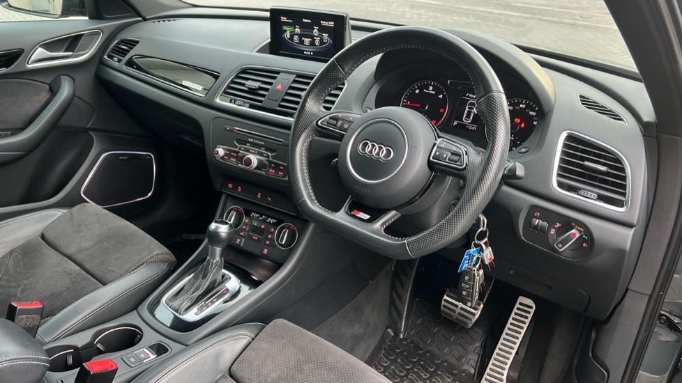 Used Audi Q3 2017 for sale - 77067868: Photo 9
