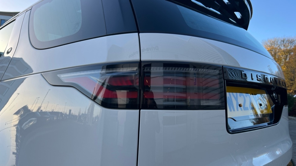 Used Land Rover Discovery 2022 for sale - 76580122: Photo 19