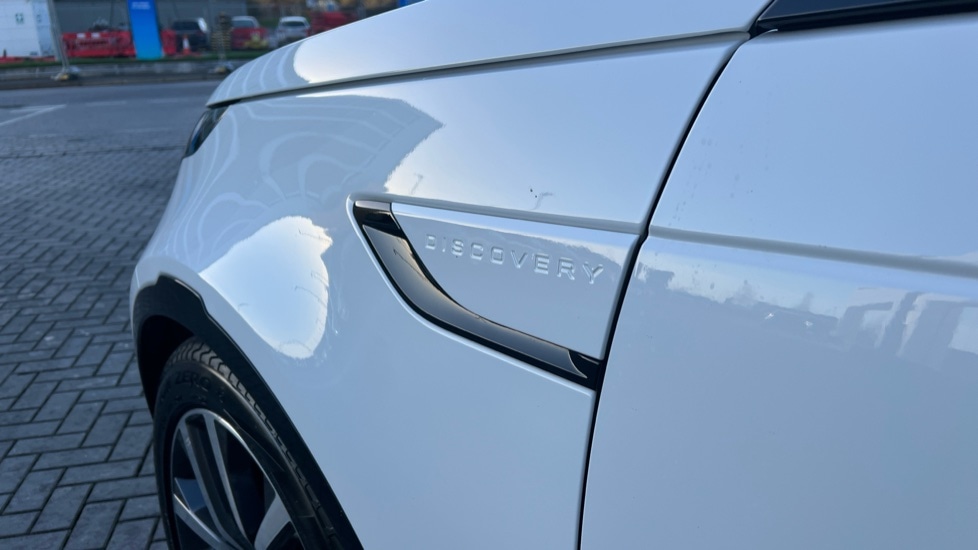 Used Land Rover Discovery 2022 for sale - 76580122: Photo 20