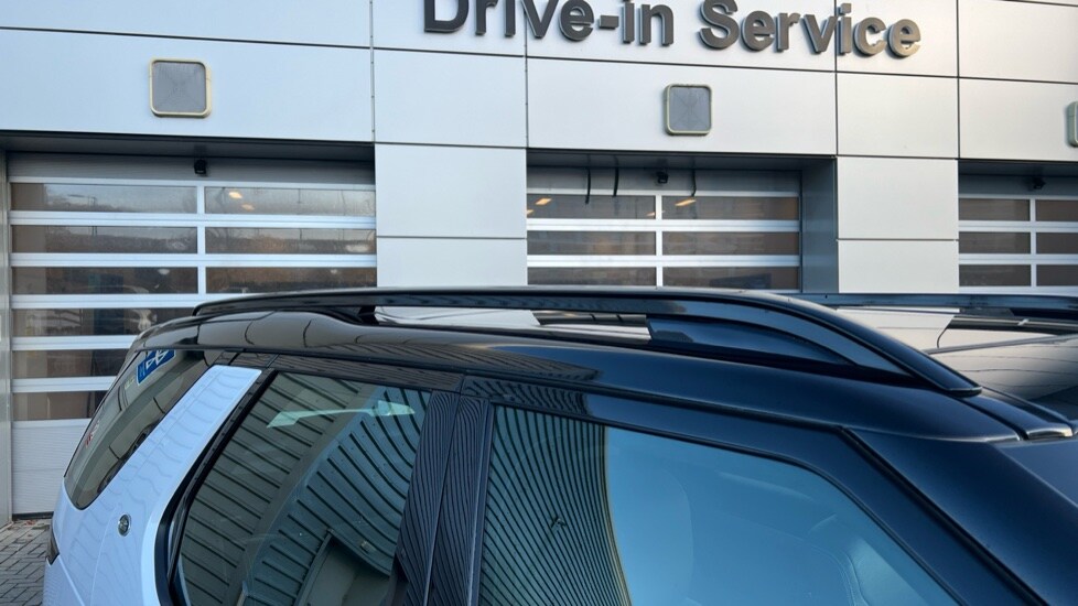 Used Land Rover Discovery 2022 for sale - 76580122: Photo 35