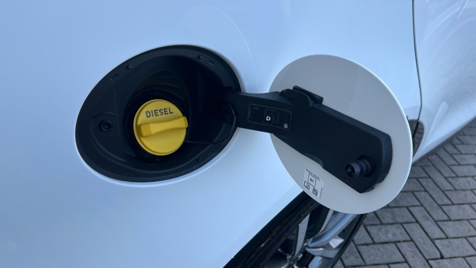 Used Land Rover Discovery 2022 for sale - 76580122: Photo 41