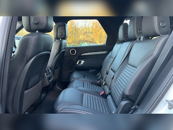 Used Land Rover Discovery 2022 for sale - 76580122: Photo