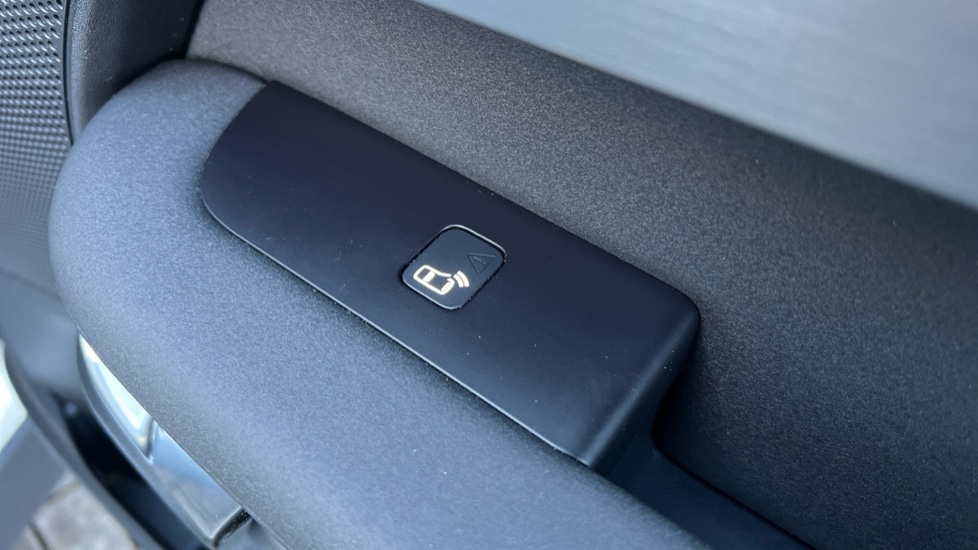 Used Land Rover Discovery 2022 for sale - 76580122: Photo 50