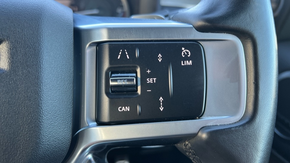 Used Land Rover Discovery 2022 for sale - 76580122: Photo 71