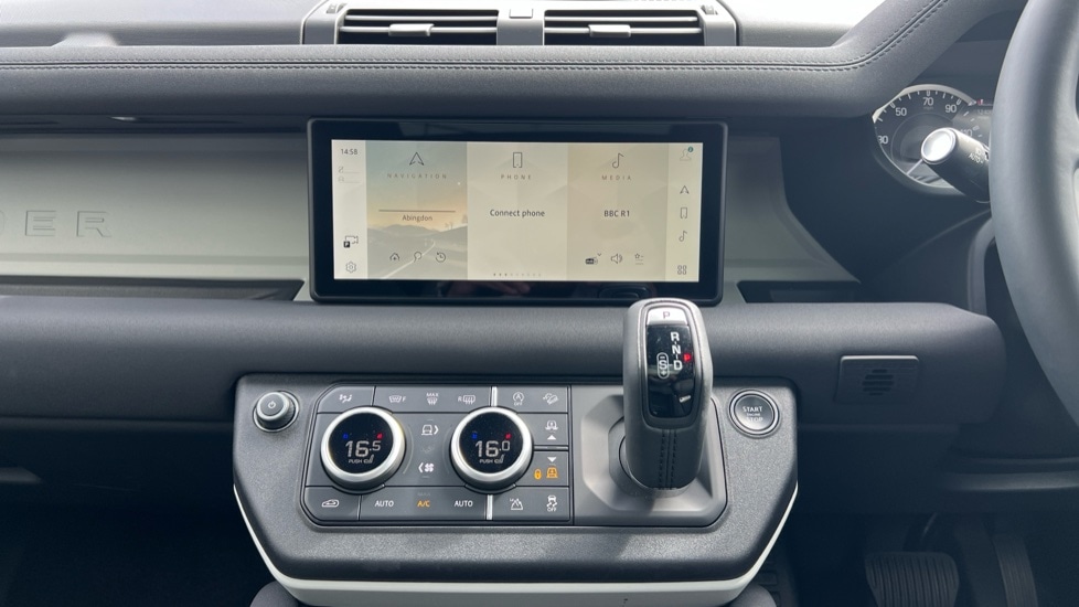 Used Land Rover Defender 2023 for sale - 76691399: Photo 14