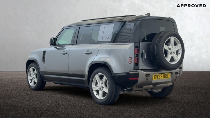 Used Land Rover Defender 2023 for sale - 76691399: Photo 2