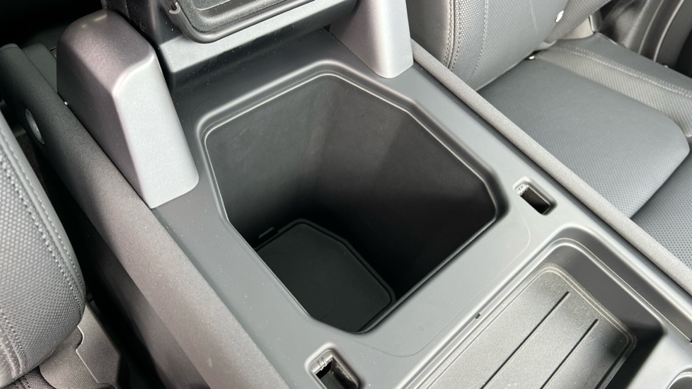 Used Land Rover Defender 2023 for sale - 76691399: Photo 49