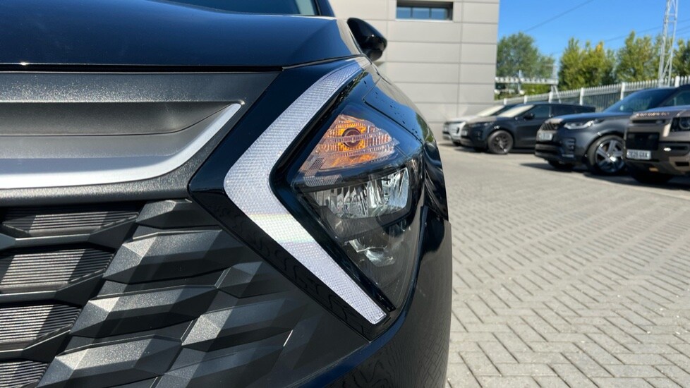 Used Kia Sportage 2023 for sale - 76640177: Photo 42