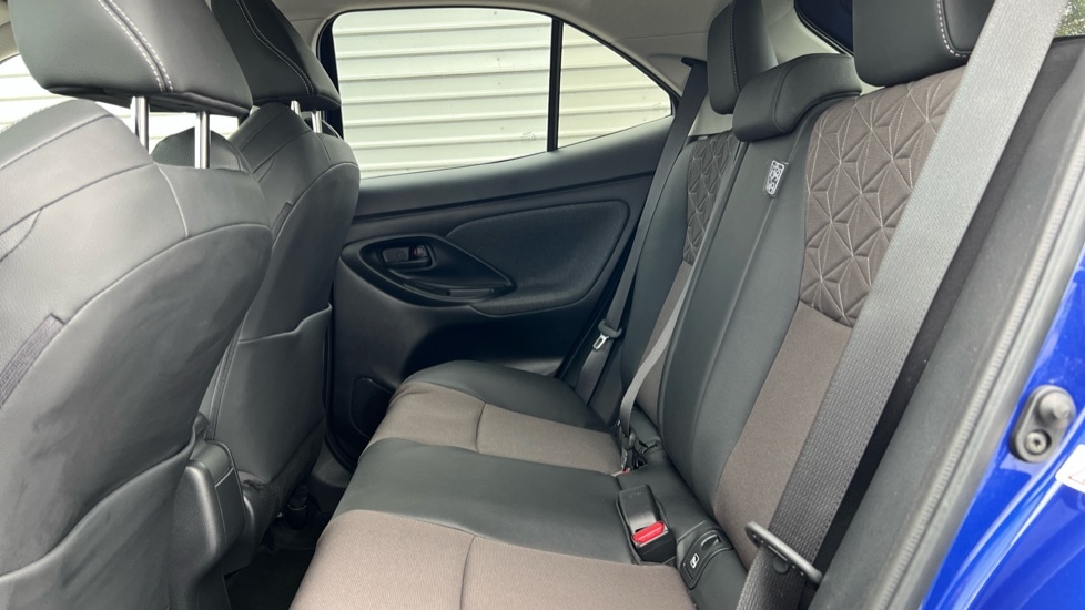 Used Toyota Yaris Cross 2022 for sale - 76915106: Photo 14