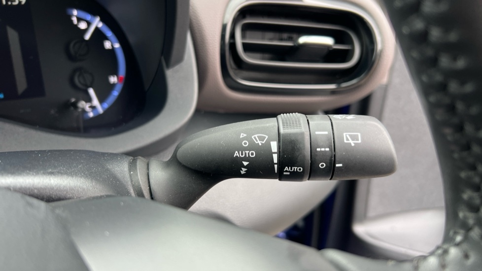 Used Toyota Yaris Cross 2022 for sale - 76915106: Photo 33