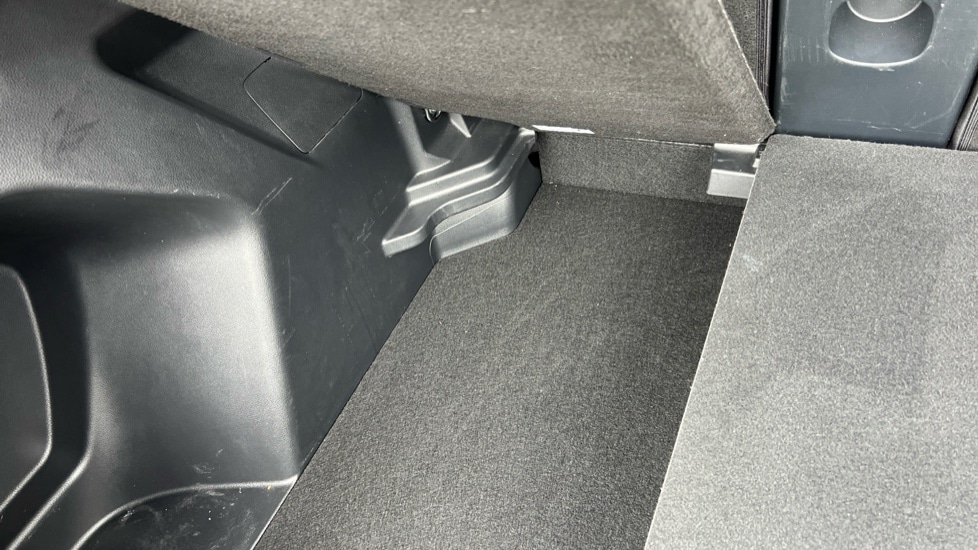 Used Toyota Yaris Cross 2022 for sale - 76915106: Photo 38