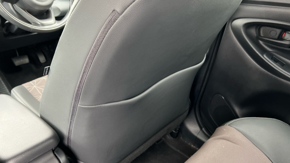 Used Toyota Yaris Cross 2022 for sale - 76915106: Photo 41