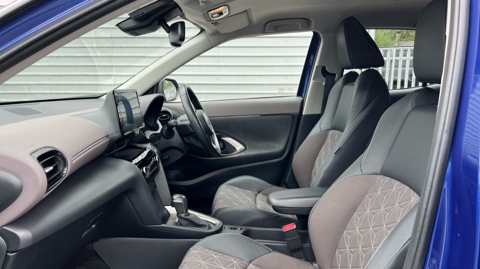 Used Toyota Yaris Cross 2022 for sale - 76915106: Photo 46