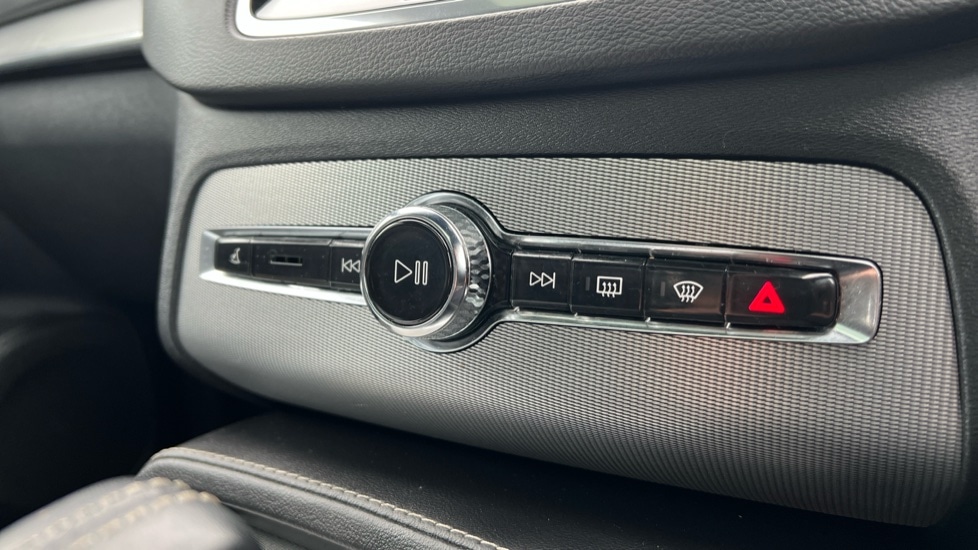 Used Volvo XC90 2022 for sale - 76487269: Photo 65