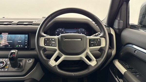 Used Land Rover Defender 2023 for sale - 76217292: Photo 24