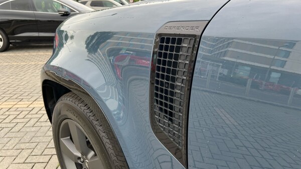 Used Land Rover Defender 2023 for sale - 76217292: Photo 34