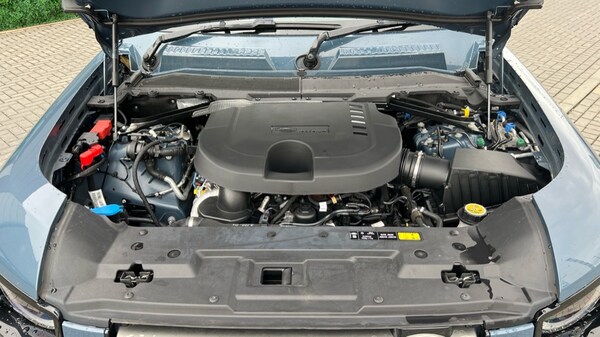 Used Land Rover Defender 2023 for sale - 76217292: Photo 45