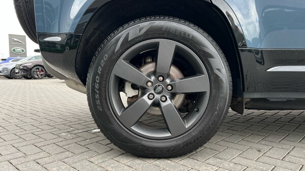 Used Land Rover Defender 2023 for sale - 76217292: Photo 47