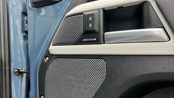 Used Land Rover Defender 2023 for sale - 76217292: Photo 61