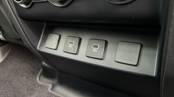 Used Land Rover Defender 2023 for sale - 76217292: Photo 67