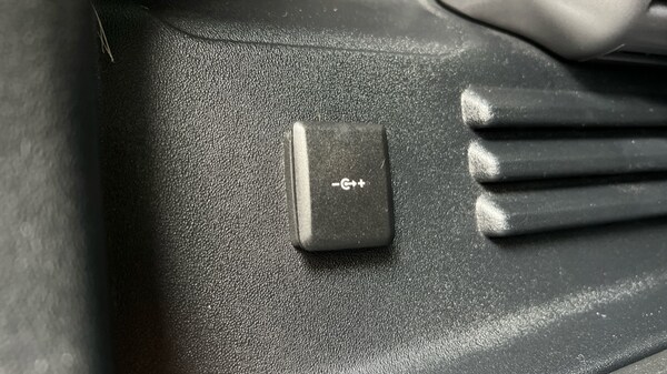 Used Land Rover Defender 2023 for sale - 76217292: Photo 70