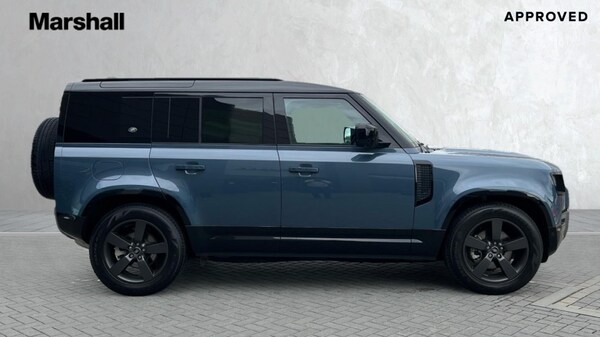 Used Land Rover Defender 2023 for sale - 76217292: Photo 7