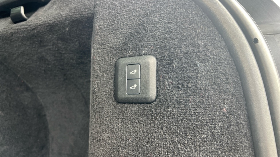 Used Land Rover Range Rover Sport 2021 for sale - 76447326: Photo 55