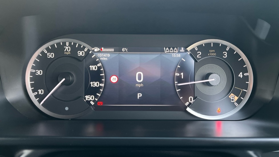 Used Land Rover Defender 2023 for sale - 76602793: Photo 16