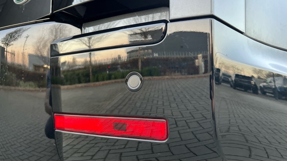 Used Land Rover Defender 2023 for sale - 76602793: Photo 41