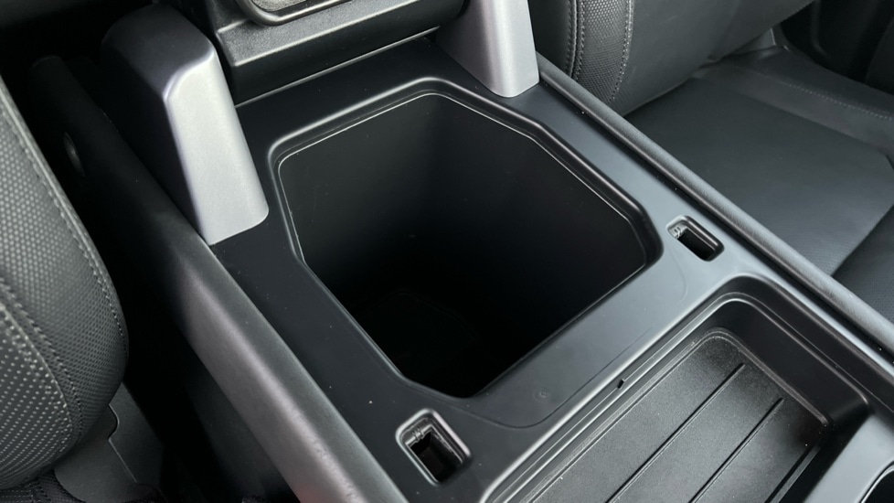 Used Land Rover Defender 2023 for sale - 76602793: Photo 49