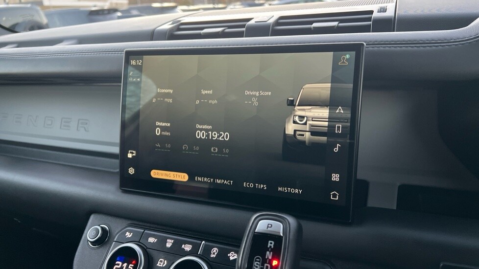 Used Land Rover Defender 2023 for sale - 76602793: Photo 58