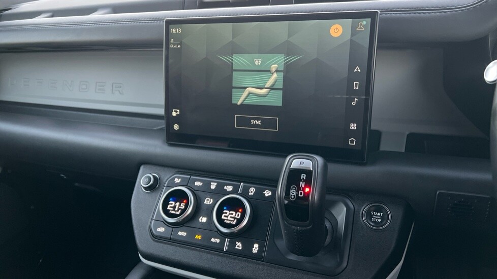 Used Land Rover Defender 2023 for sale - 76602793: Photo 63